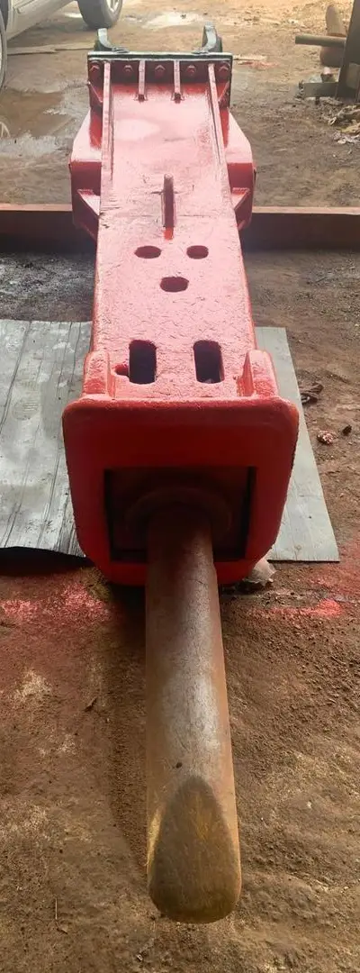 Pièces pour pelles sur chenilles
