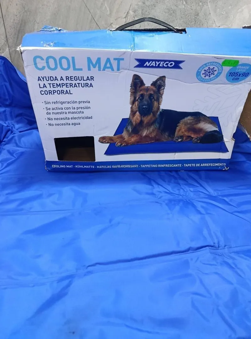 Tapis rafraîchissant pour chien — Grand format