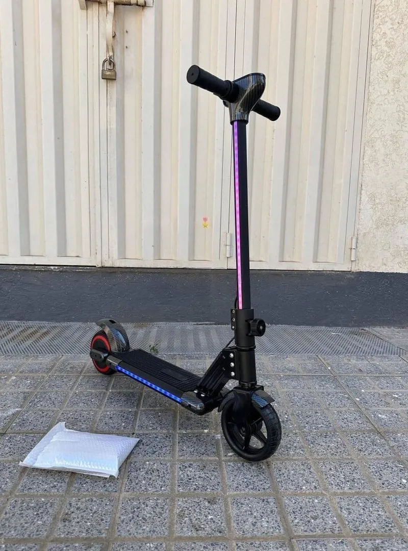 Trottinette électrique pour enfants avec éclairage LED 24V ⚡️😍