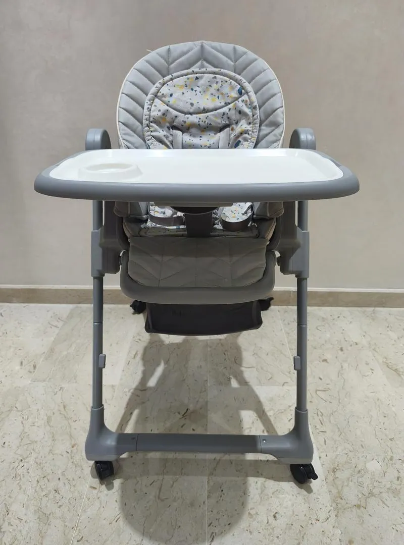 Chaise Haute bébé kinderkraft lastree