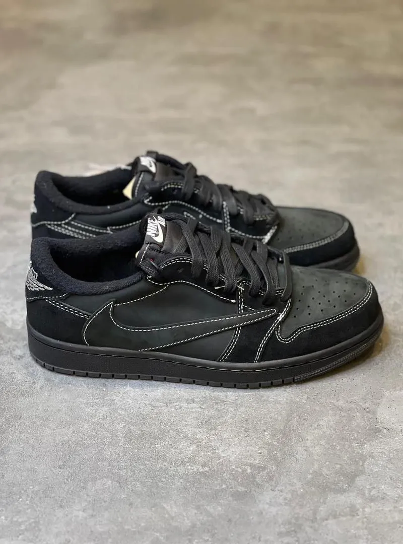 Nike Black Phantom