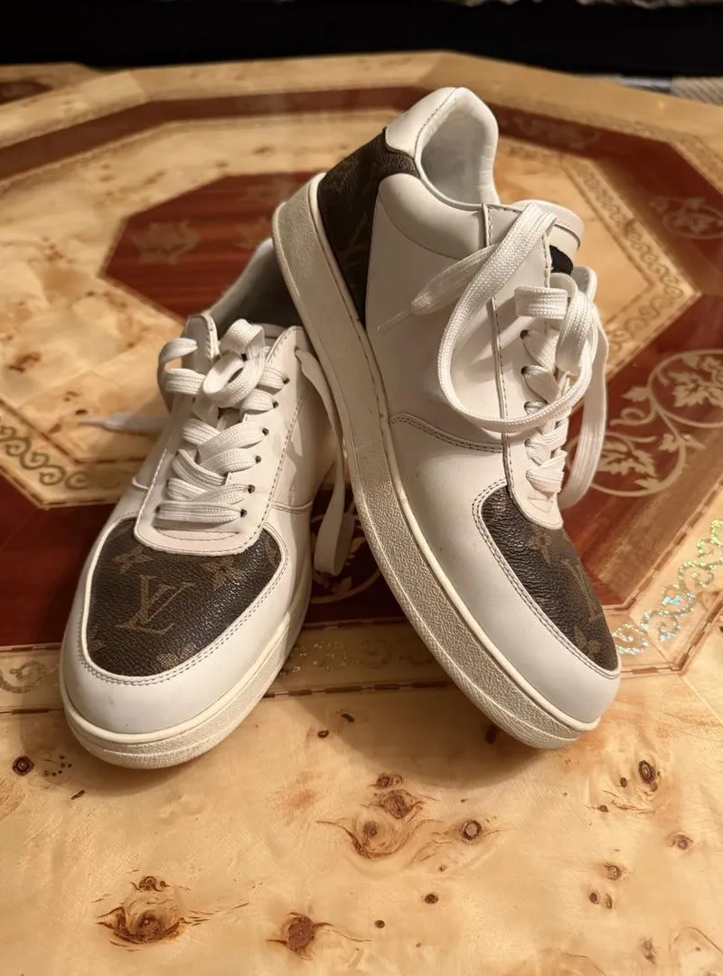 Louis Vuitton p40