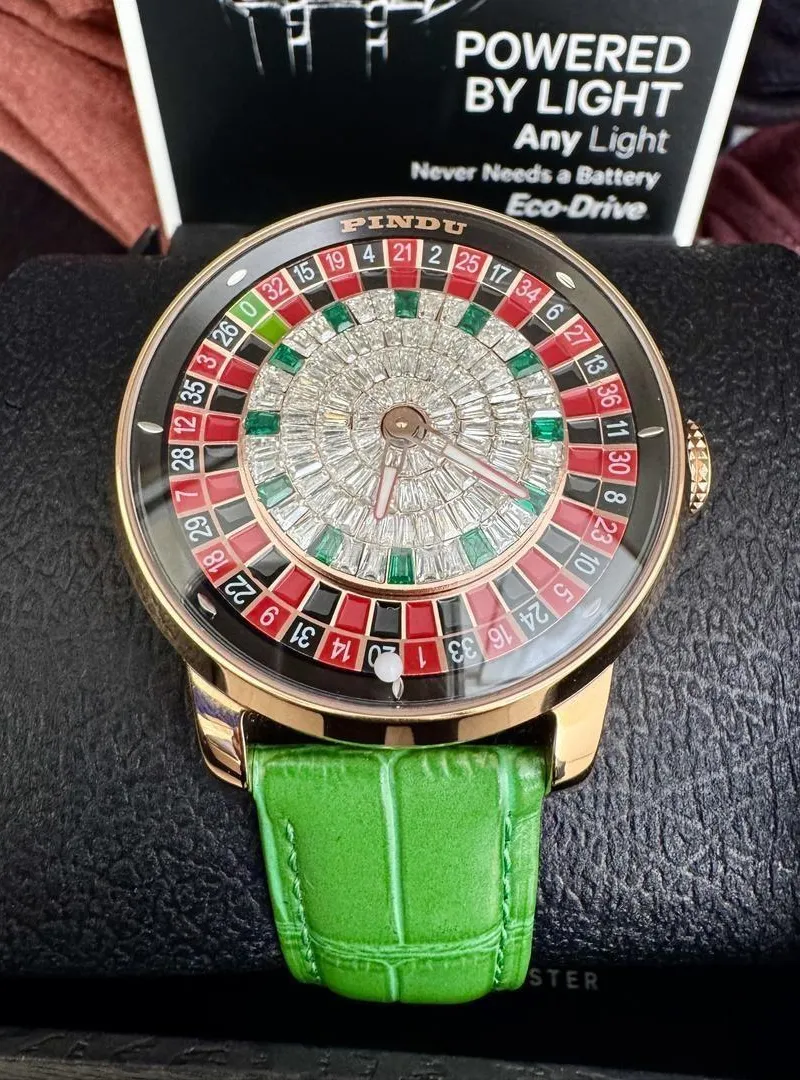 Montre de luxe Roulette automatique encore neuf