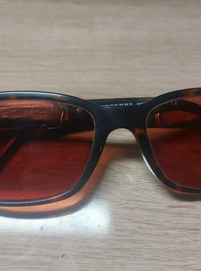 Lunettes de soleil originales Burberry