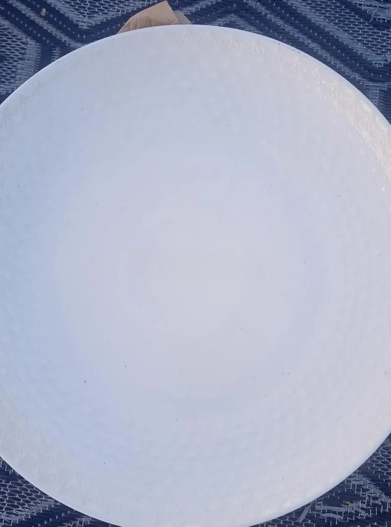 Grand plat et un petit plat pur à vendre.