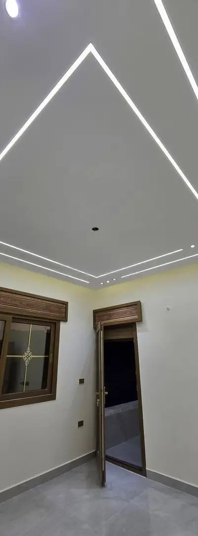 Décorations en plâtre