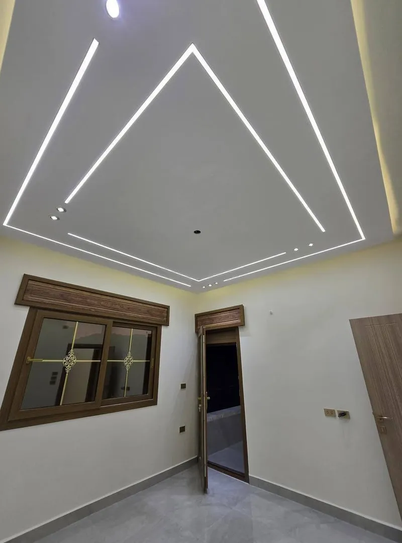 Décorations en plâtre