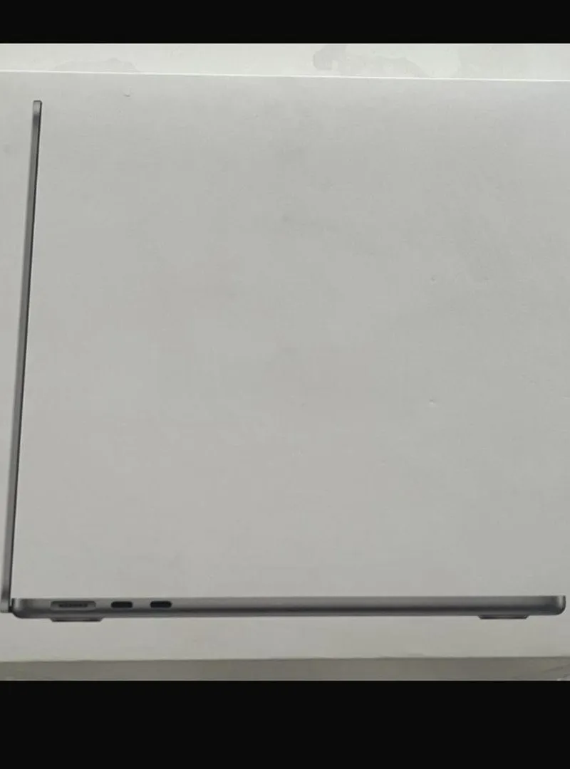 MacBook neuf et Redmi 14 Pro Plus 512Go