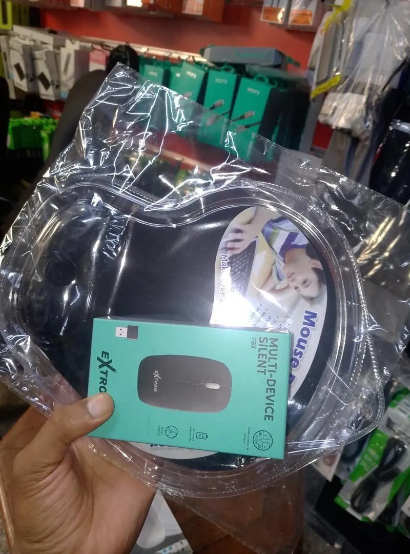 Ruban + tapis de souris