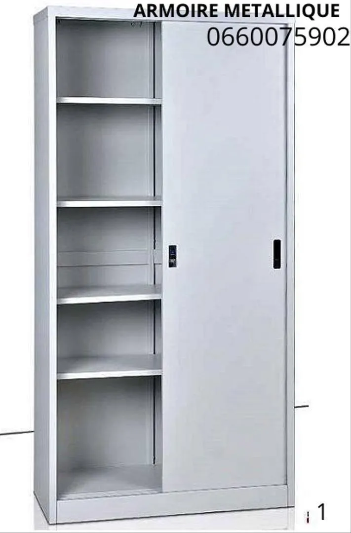 Armoire à portes coulissantes