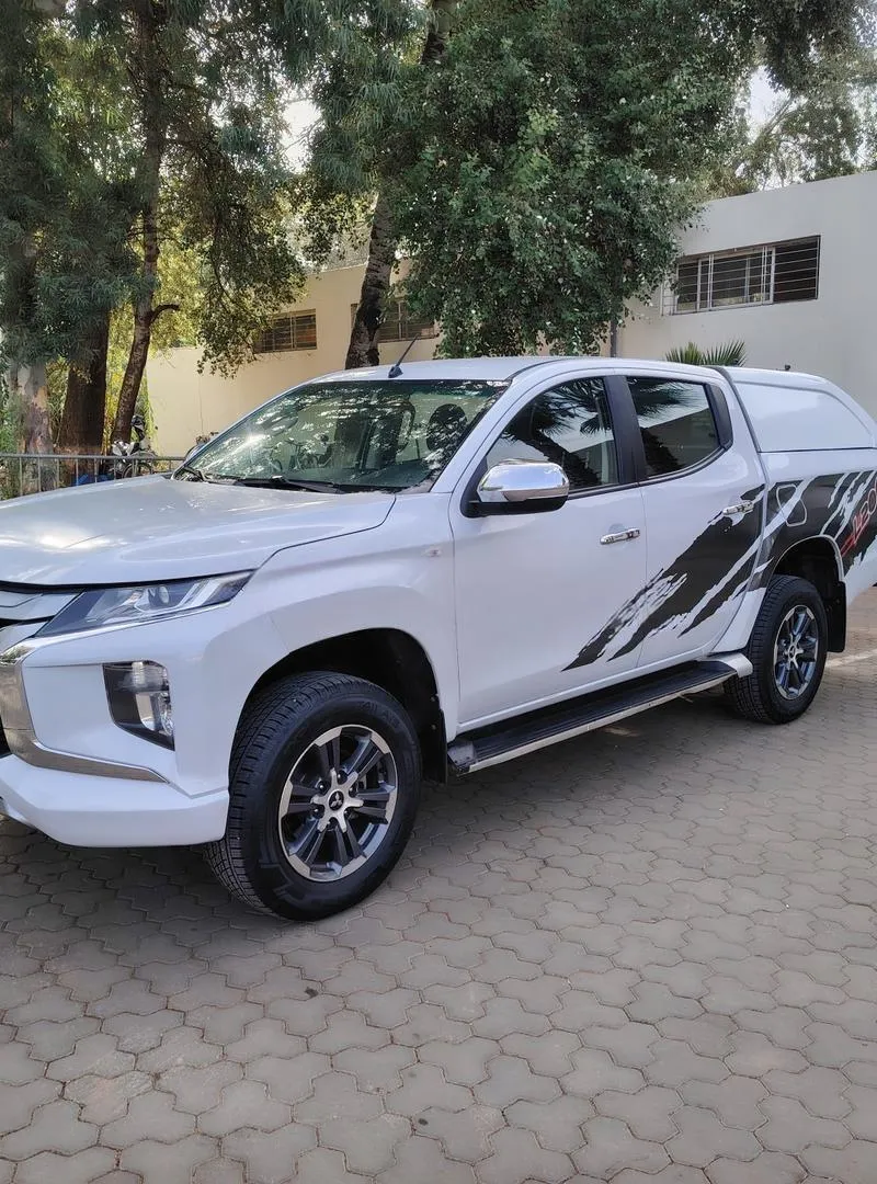 MITSUBISHI L200 Double cabine 2022 à Fès