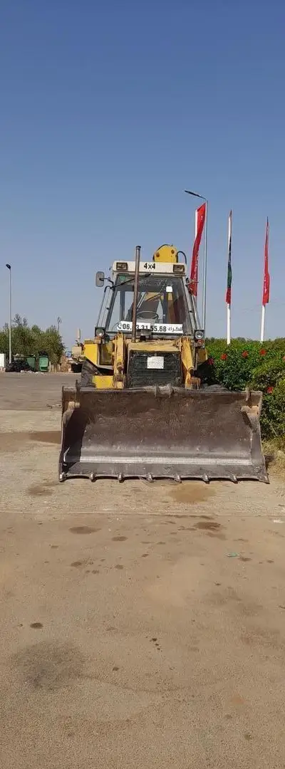 JCB 3x Tracks en bon état à Meknès