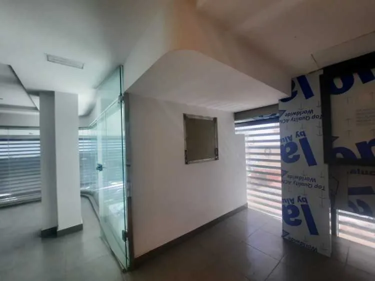 Magasin aménagé à des hôpitaux 150m2