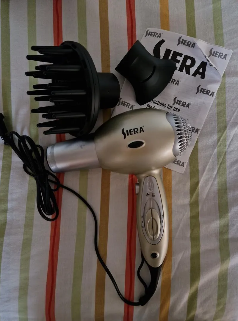 Sèche-cheveux Sierra avec 2 embouts