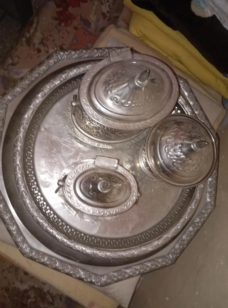 Ensemble de thé marocain complet à vendre avec gravure à la main