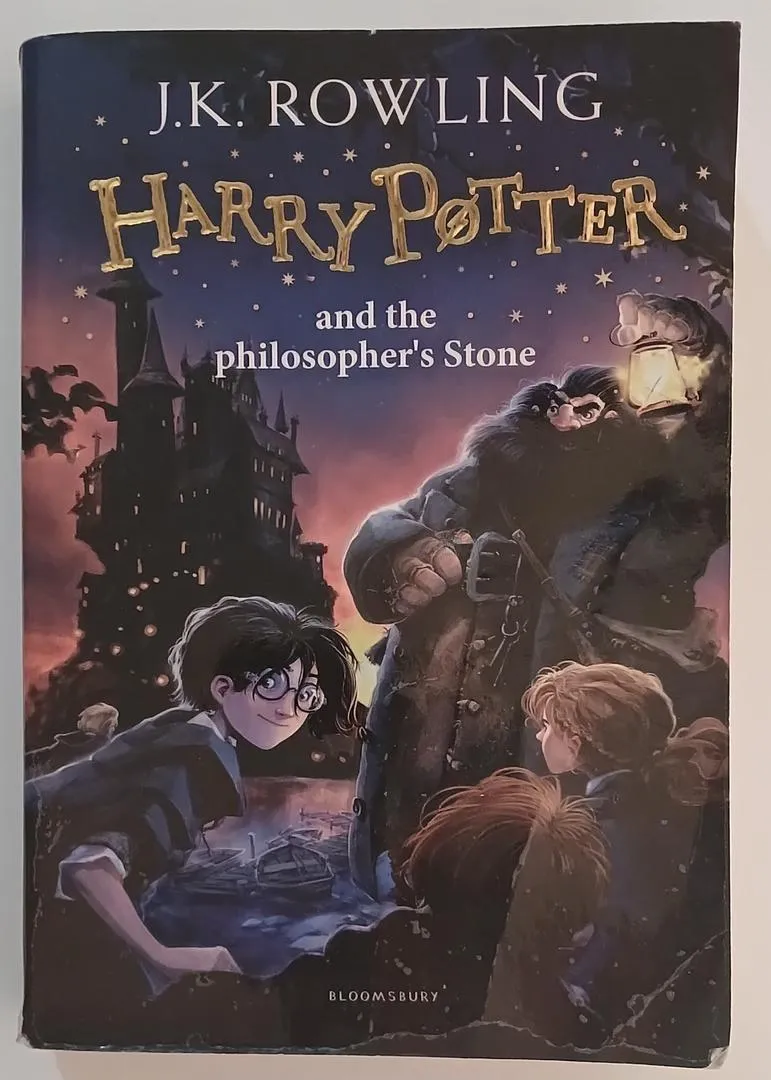 La série Harry Potter complète en anglais 280dhs