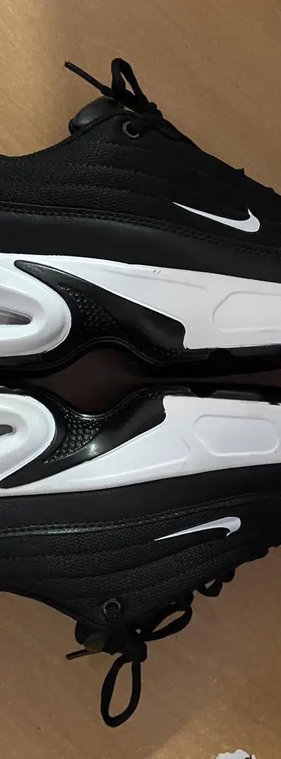 Chaussures Nike neuves à vendre