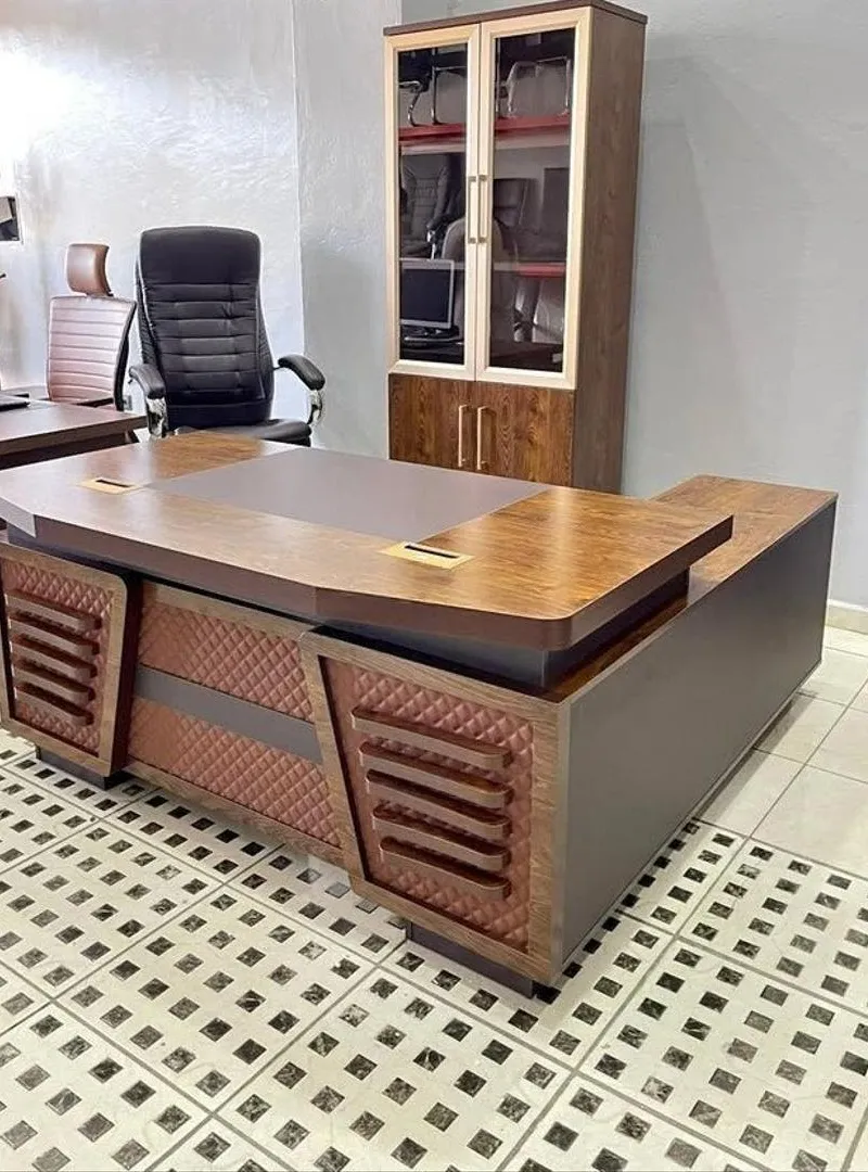 Bureau opérateur administration