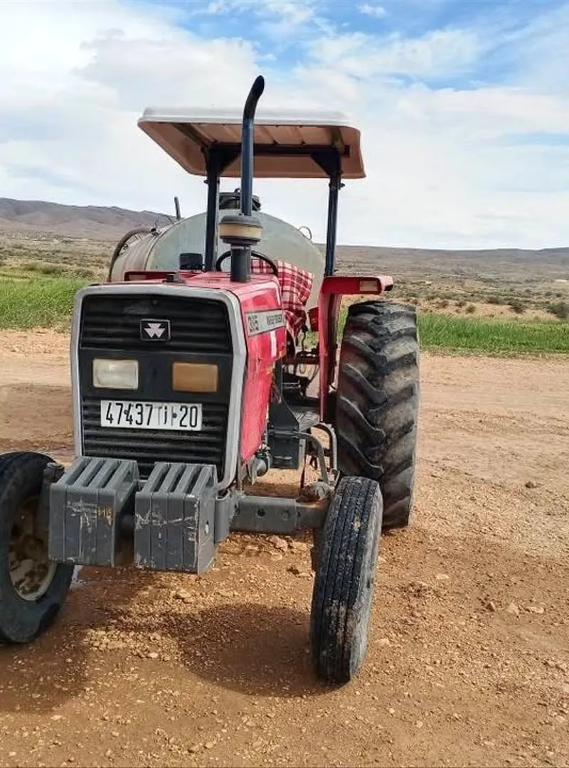 Tracteur Massey Ferguson 385