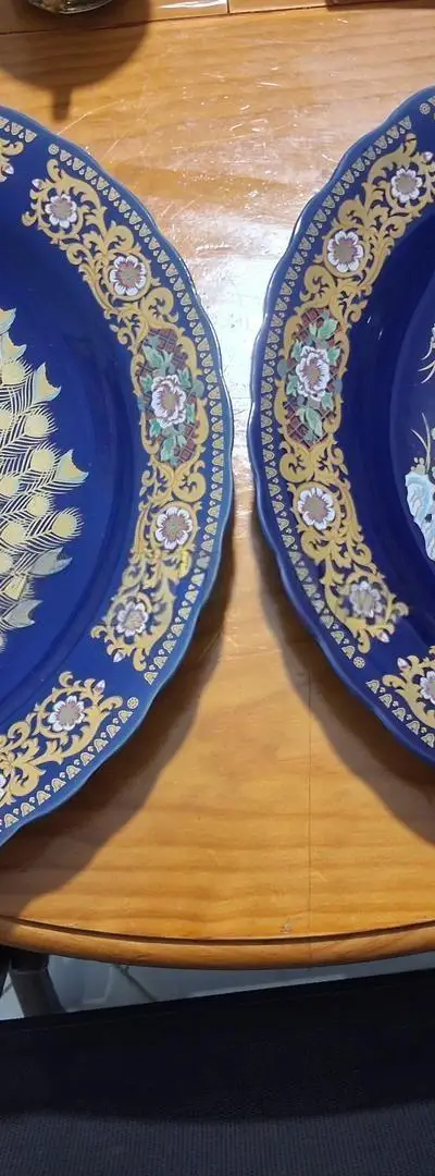 Ancienne assiette paon en laiton