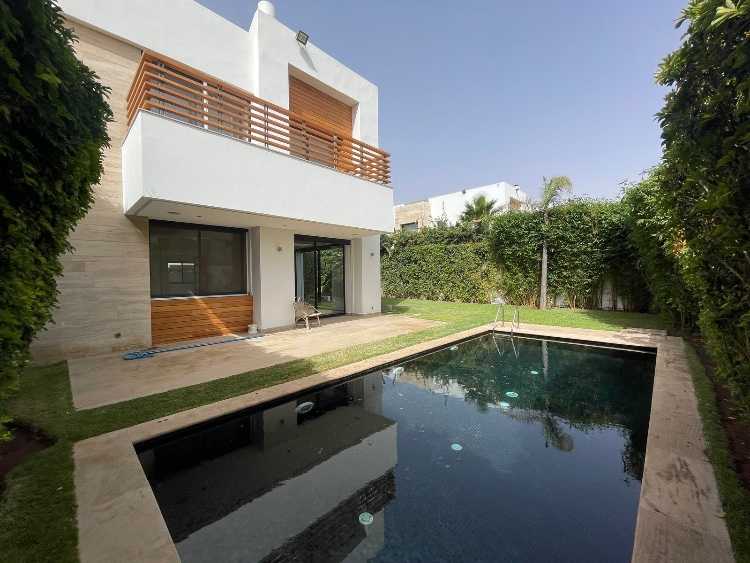 Villa à louer Bouskoura ville verte