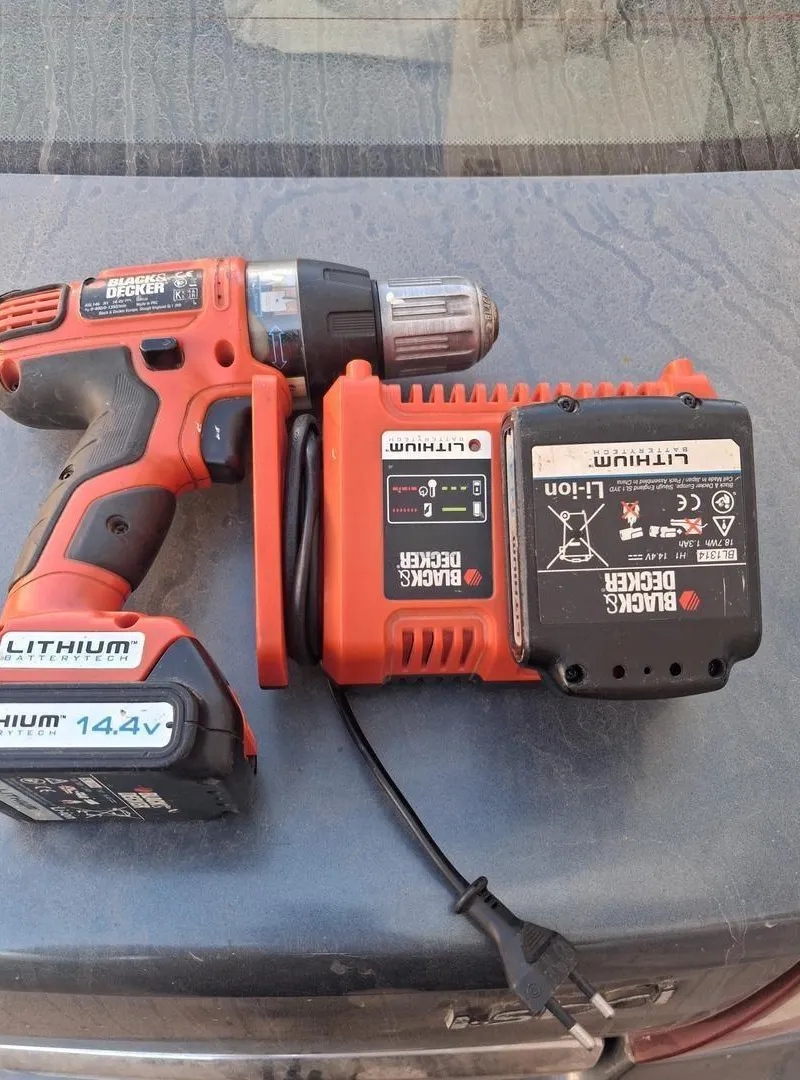 Visseuse BLACK DECKER 14,5V