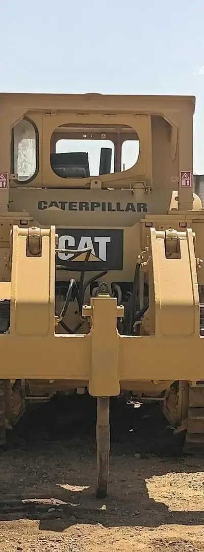 À VENDRE – BULLDOZER CATERPILLAR D8K