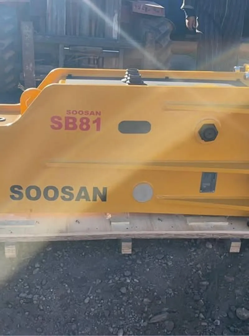 SOOSAN MARTEAU SB 81 ...