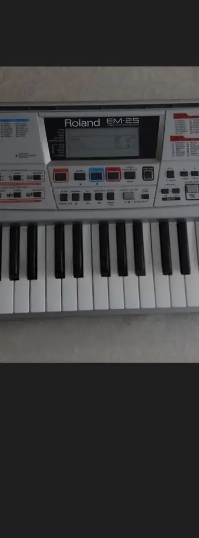 Piano / Clavier Roland EM-15 à vendre