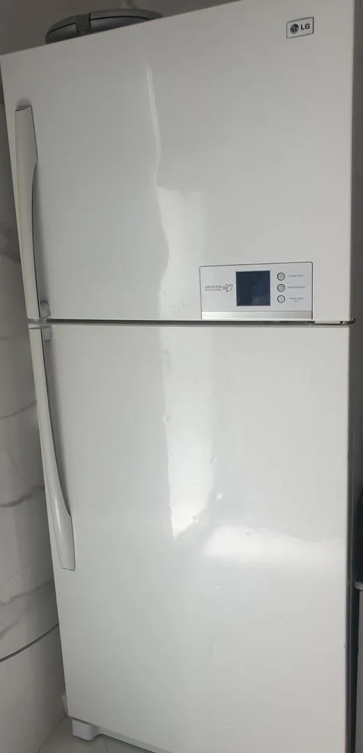 Réfrigérateur LG à vendre 600L