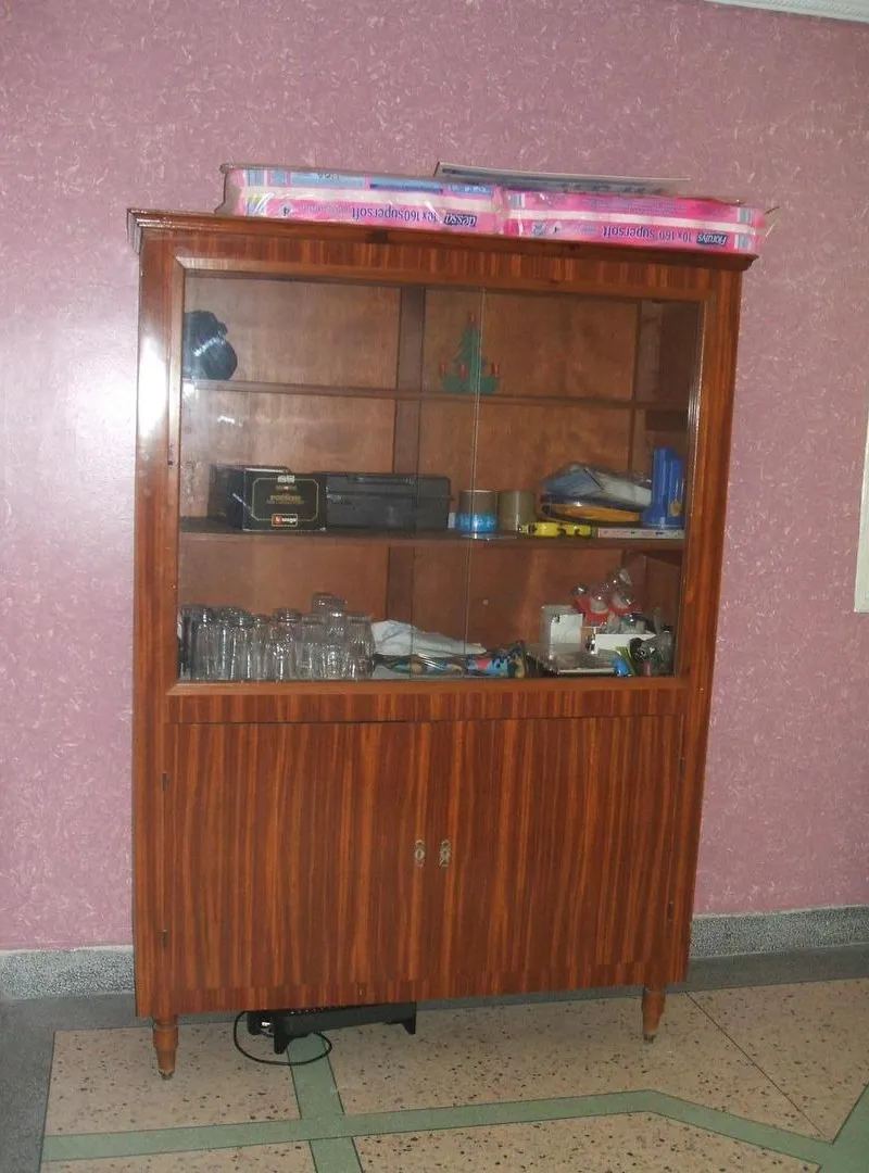 ANCIEN MEUBLE DIT VITRINA