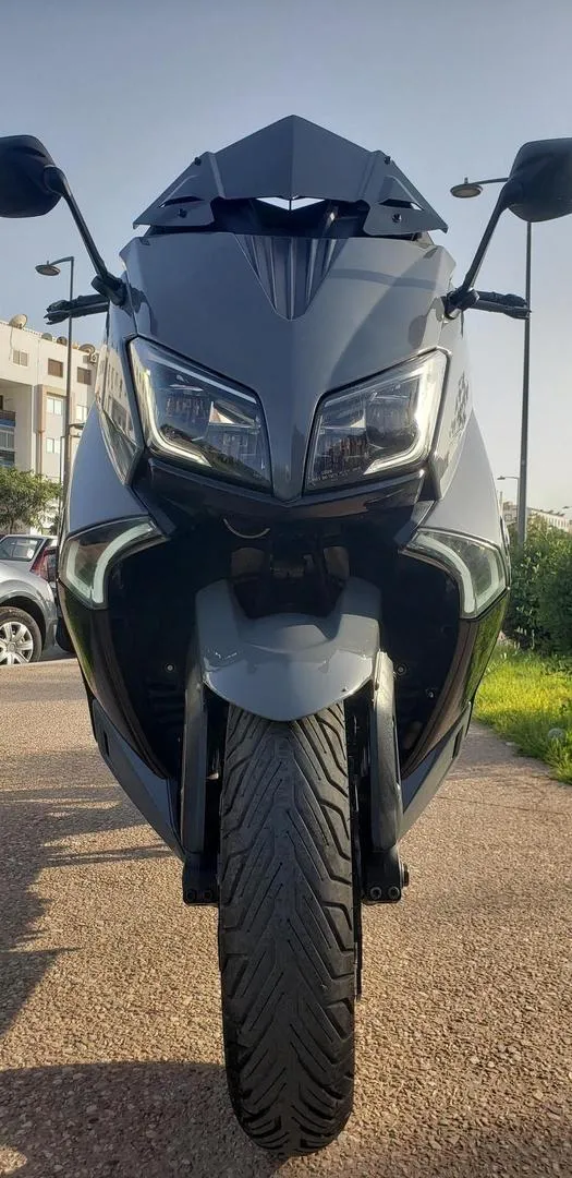 Yamaha Tmax Iron