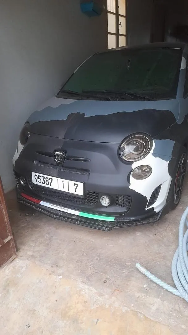 Fiat 500 modèle 2008, 3 portes, modèle 2014, propre, sport