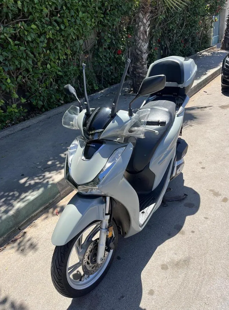 Honda SH 150 i à vendre bon état