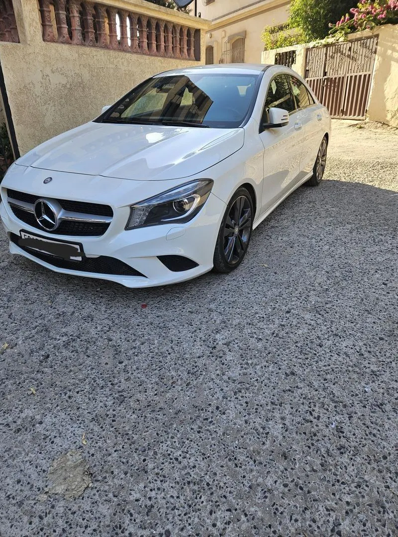 Mercedes CLA 220