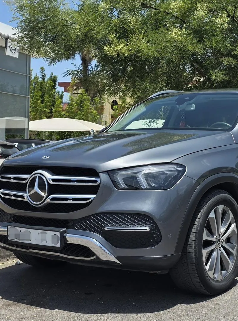 Mercedes GLE 300 en Excellent état 8 ch