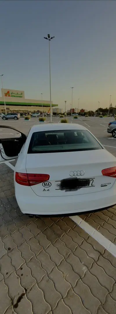 Audi A4 Diesel Manuelle 2014 à Essaouira