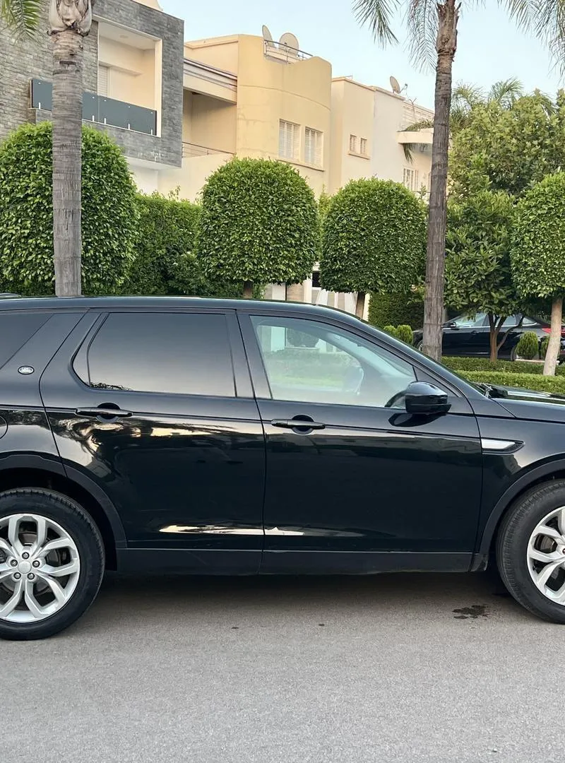 Land Rover Discovery tout option 2015