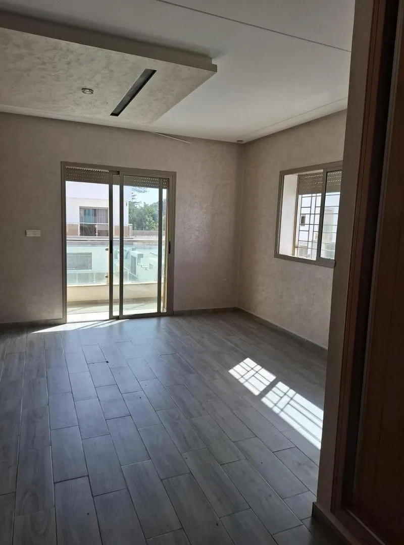 Niveau villa à louer