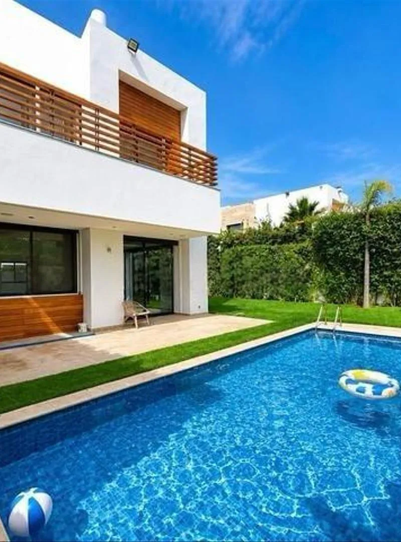 À LOUER VILLA HAUT STANDING | CGI VILLE VERTE