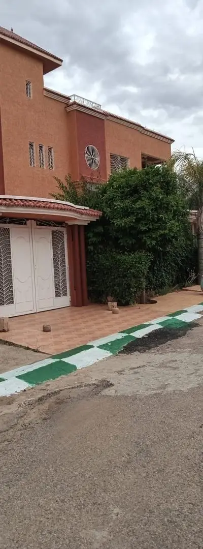 Belle Villa à Riad Essalam