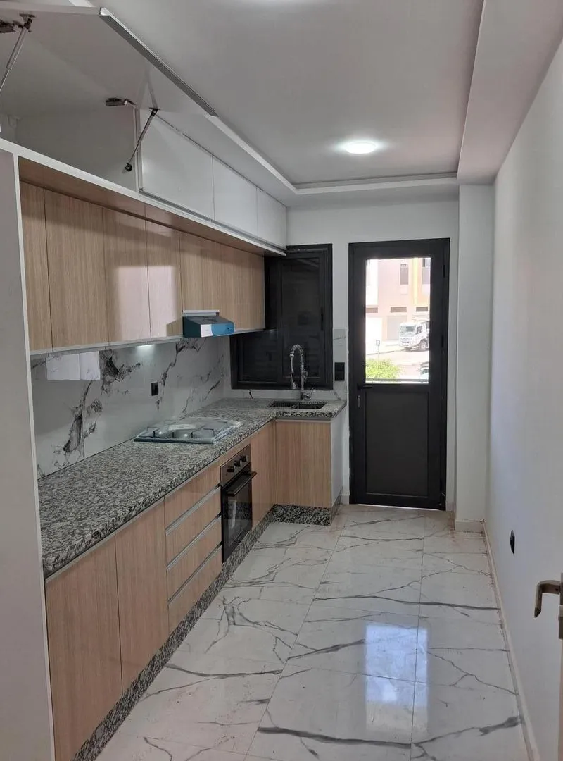 Appartement à vendre 118 m² à Victoria Bouskoura