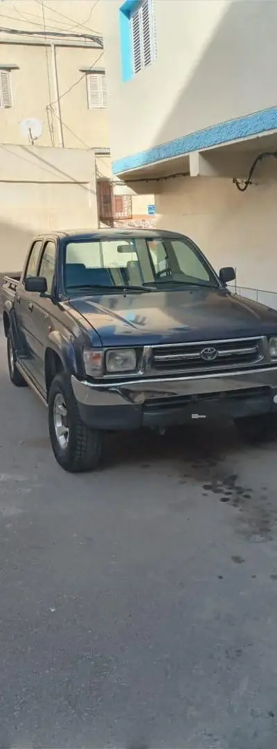 Toyota Hilux 4x4