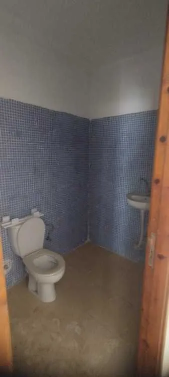 مكتب للبيع
