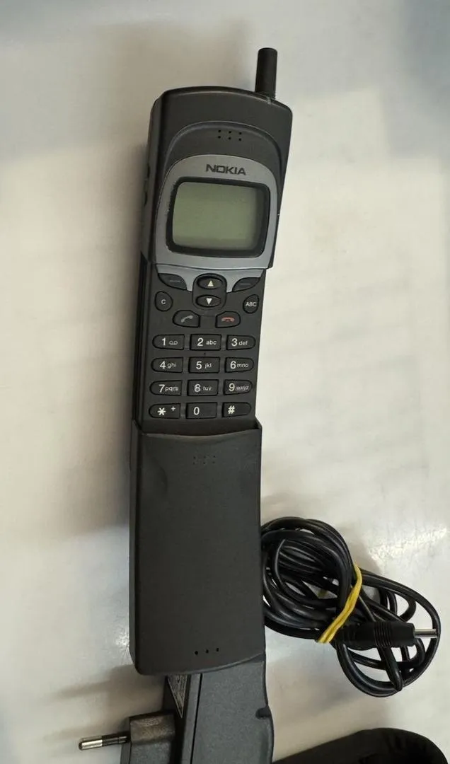 Nokia 8110 Matrix