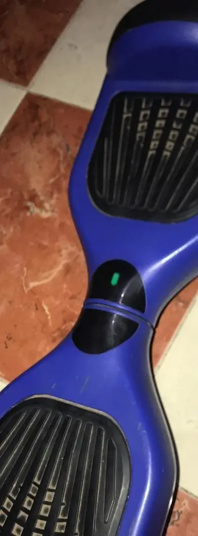 Hoverboard neuf à vendre à Charrouj sans aucun problème, bleu