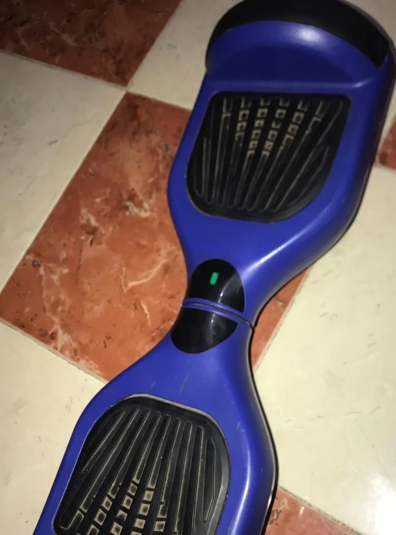 Hoverboard neuf à vendre à Charrouj sans aucun problème, bleu