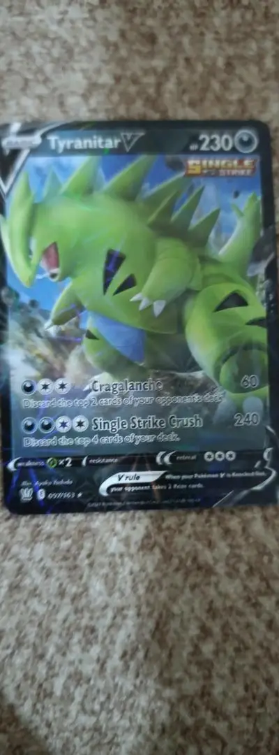 Carte Pokémon Tyranitar V Single Strike bon état