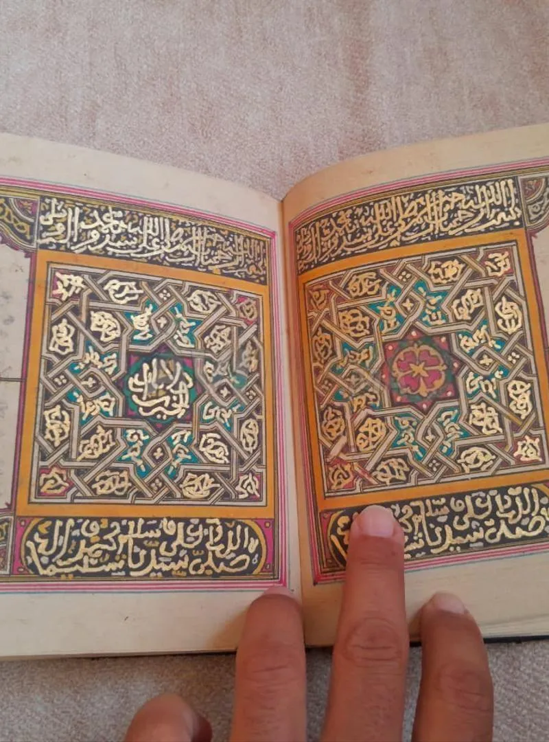 Un beau livre précieux