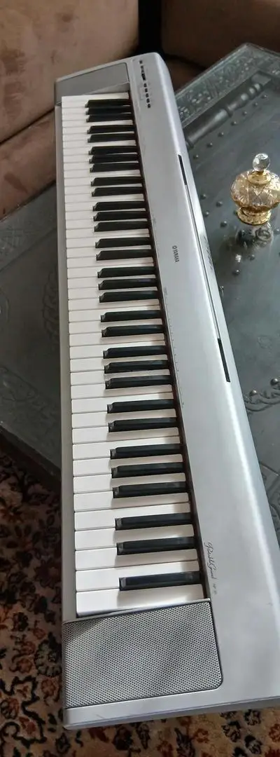 Piano Yamaha 76 touches